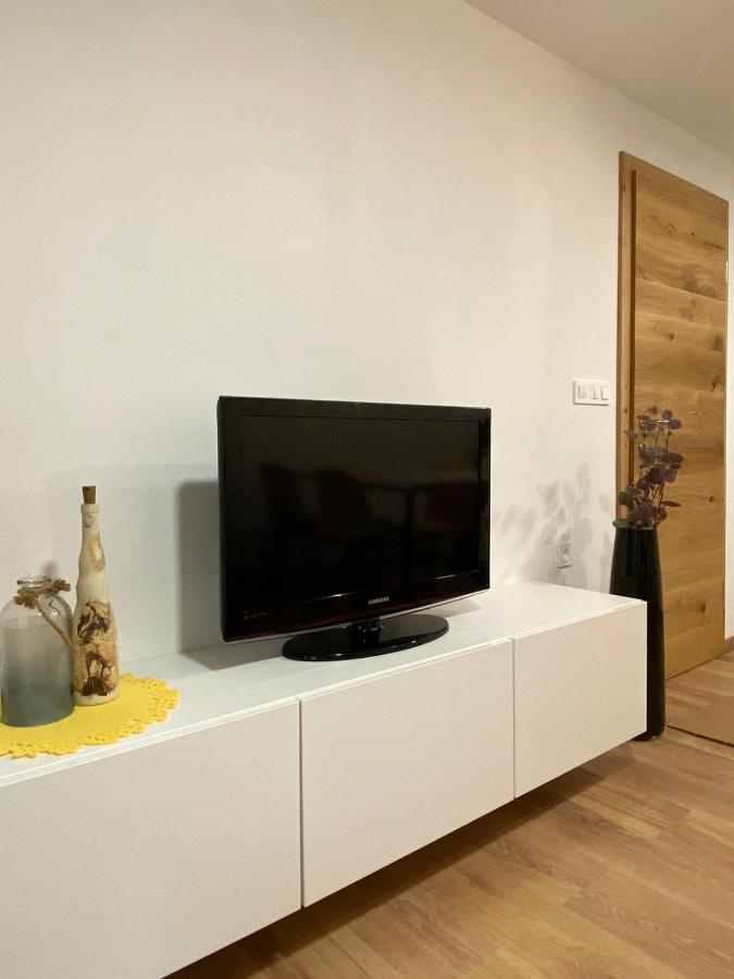 Apartma Lupis Apartment Podvolovljek Luaran gambar