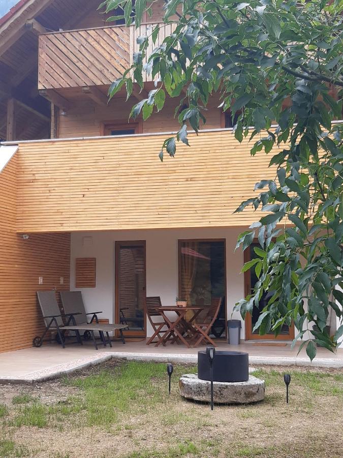 Apartma Lupis Apartment Podvolovljek Luaran gambar